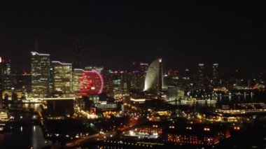 Yokohama 'daki Skyline Hava Gecesi Manzarası