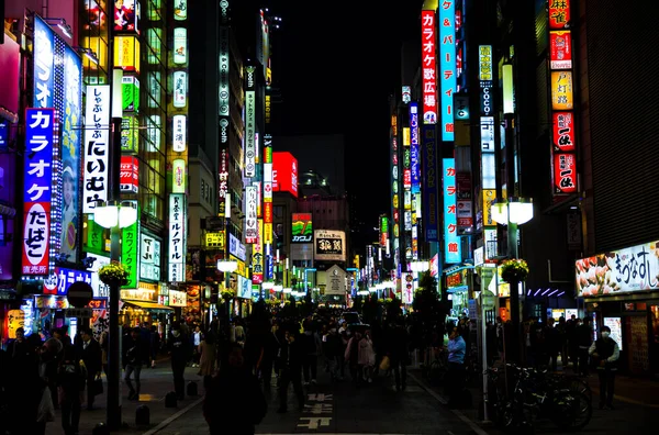 新宿の夜の生活 — ストック写真