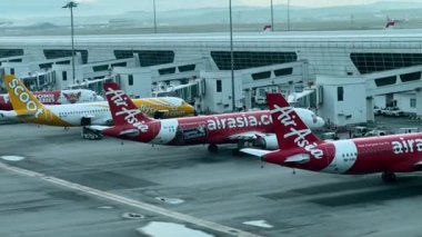Hong Kong uluslararası havaalanı.
