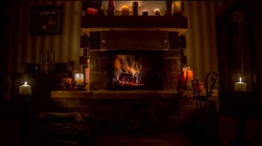 Zaman atlamalı şömine ateş