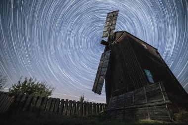 anıt startrails gece