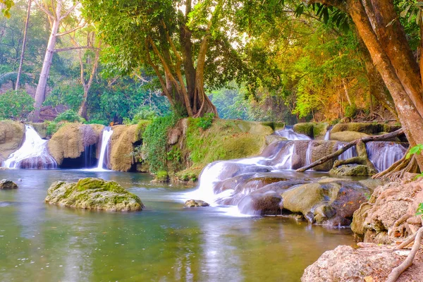 Waterval Nationaal Park Thailand — Stockfoto