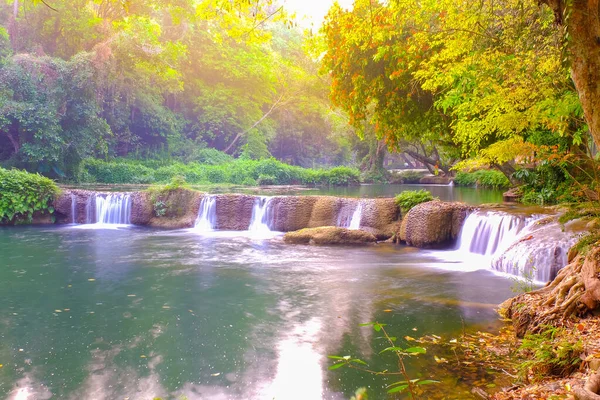 Vodopád Národní Park Thajsko — Stock fotografie