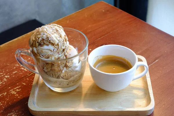 Affogato Con Helado Café —  Fotos de Stock