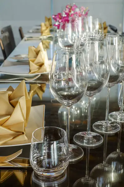 Selective Focus Point Luxury Banquet Table — Stock Photo, Image