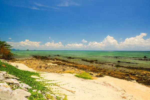 Tropical Beach Seaside Blue Sky Banhinkob Beach Chomphon Province Ταϊλάνδη — Φωτογραφία Αρχείου