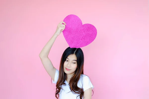Портрет Красивої Азіатської Дівчини Підлітка Білій Футболці Рожевій Спідниці Рожевому — стокове фото