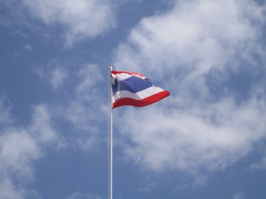 Tayland Tayland bayrağı mavi gökyüzü ile