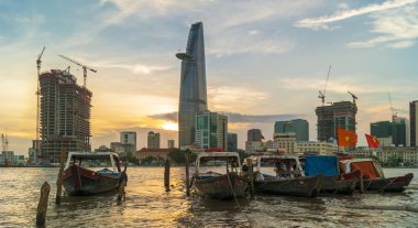 Saygon Nehri üzerinde tekne turizm