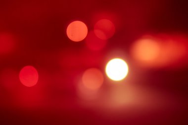 Kırmızı ışın bokeh parlak ışıklar defocused 