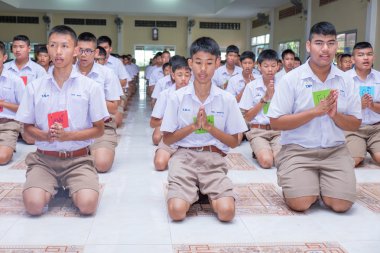 Öğrenci Bangpra içinde 