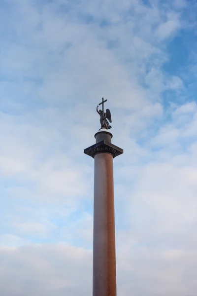 Στήλη Alexander στην πλατεία Palace στην Αγία Πετρούπολη. Ρωσία — Φωτογραφία Αρχείου