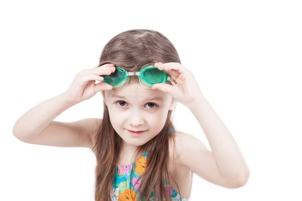 Portret van kind meisje swimer geïsoleerd op witte achtergrond — Stockfoto