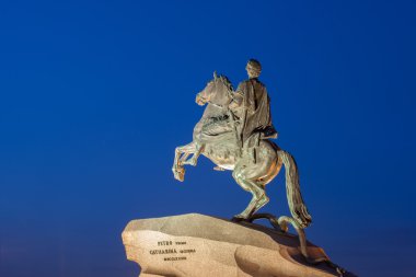 gece St. Petersburg, bronz Süvari