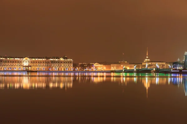 Natt St. Petersburg – stockfoto