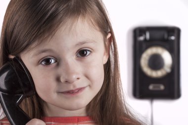 Evet, beyaz arka plan çocuk gülüyor