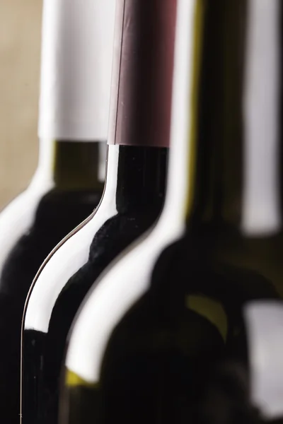 Σιλουέτες των closeup μπουκάλια κρασιού — Φωτογραφία Αρχείου