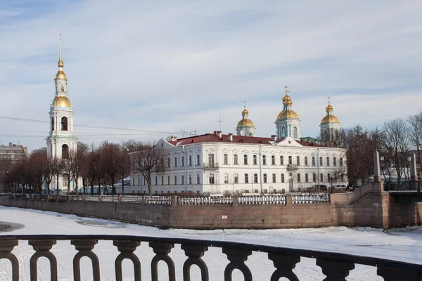 Nikolski orthodoxe kathedraal in Sint-Petersburg, winter — Stockfoto