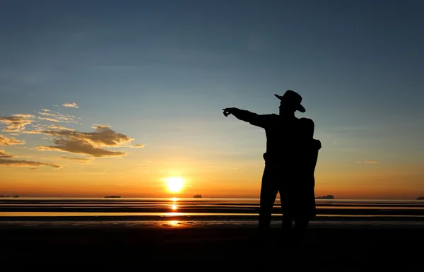 Strand bei Sonnenuntergang. — Stockfoto