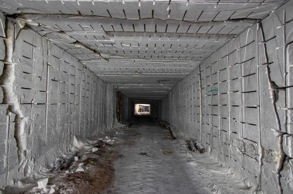 Övergiven Tunnel Galleri Vit Kalksten Gruva Ukraina — Stockfoto