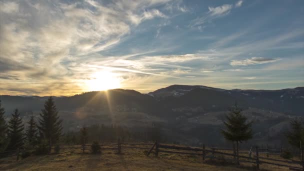 Timelapse, the sun sets over the mountain — Stock Video