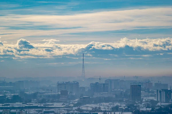 Europese Stad Vanaf Een Hoogte Smog Een Winterdag — Stockfoto