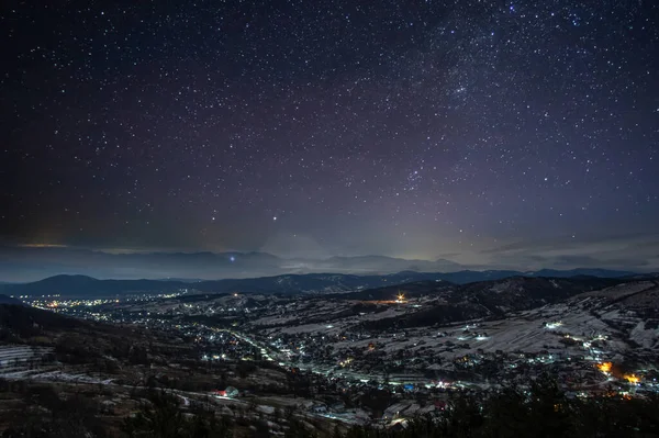 Nuvole Sera Villaggio Nei Carpazi Ucraini — Foto Stock