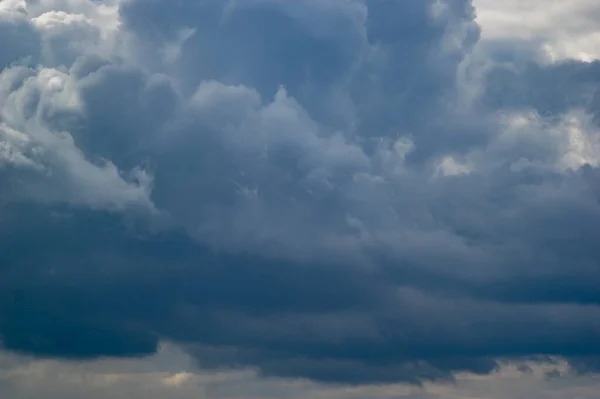 Awan Badai Yang Indah Langit Pada Hari Musim Semi — Stok Foto