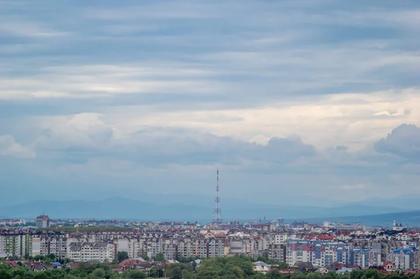 Panorama Una Ciudad Ucrania Desde Una Altura Día Lluvioso —  Fotos de Stock