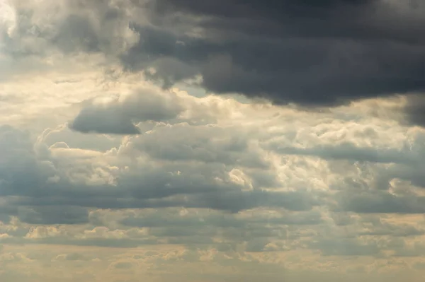 Pemandangan Musim Panas Yang Indah Awan Badai Langit Biru — Stok Foto