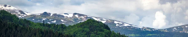 Bergkette Den Ukrainischen Karpaten Einem Frühlingstag Ruhe Und Reisen Den — Stockfoto