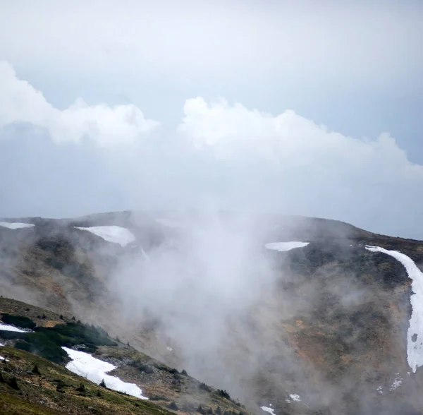 Bergkette Den Ukrainischen Karpaten Einem Frühlingstag Ruhe Und Reisen Den — Stockfoto