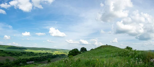Beautiful Summer Countryside Landscape Background Blue Sky White Clouds Ukraine — Zdjęcie stockowe