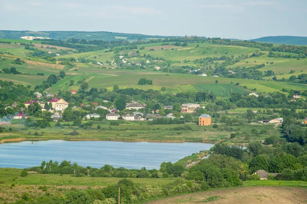 Schöne Sommerlandschaft Teich Einem Dorf Der Ukraine — Stockfoto