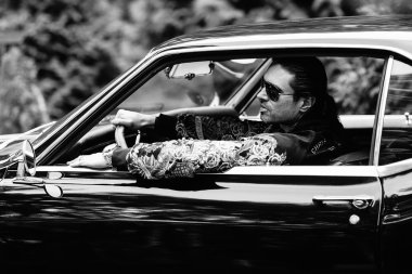 adam ve buick riviera II