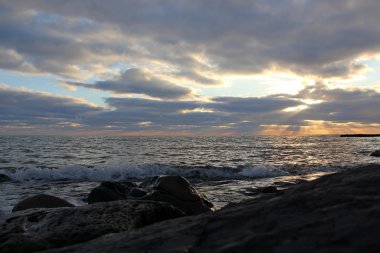 Denizde gün batımı