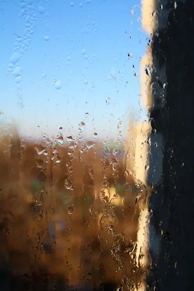 Yağmur cam pencere teslimi — Stok fotoğraf