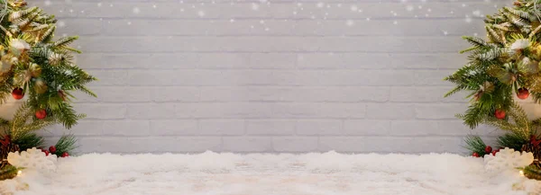 Mutlu Noeller ve mutlu yıllar. Hediye ve hediyeyle kış tatili süslemesi.