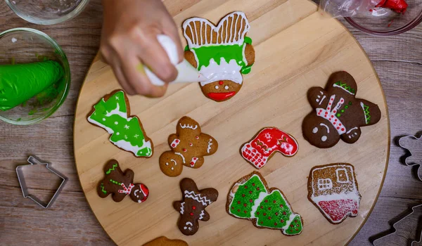 Hausgemachte Weihnachtsplätzchen Für Weihnachten Und Ein Gutes Neues Jahr — Stockfoto