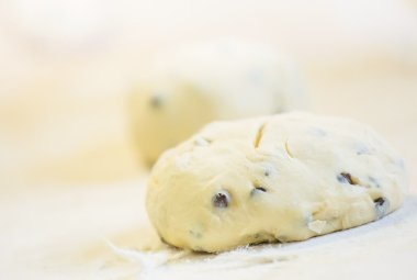 Puf böreği ile lezzetli çikolatalı kruvasan yapma