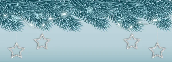 Frumoase crengi elegante de Crăciun înghețate cu stele metalice, fulgi de zăpadă și lumini de ghirlande. Locul pentru text. Ilustrație pentru felicitări, invitație, pliant, banner sau tapet . — Fotografie, imagine de stoc