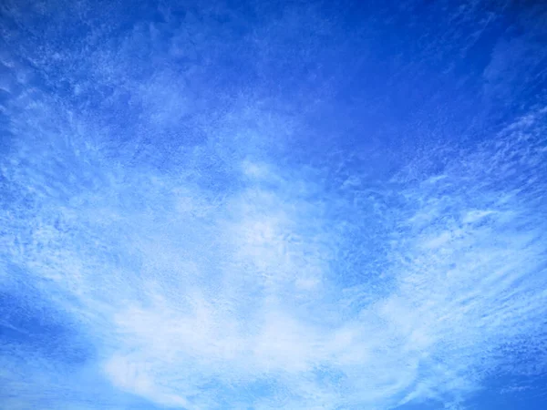 Nagyon Szép Kék Gyönyörű Cirrus Felhő Napsütéses Napon Lehet Használni — Stock Fotó