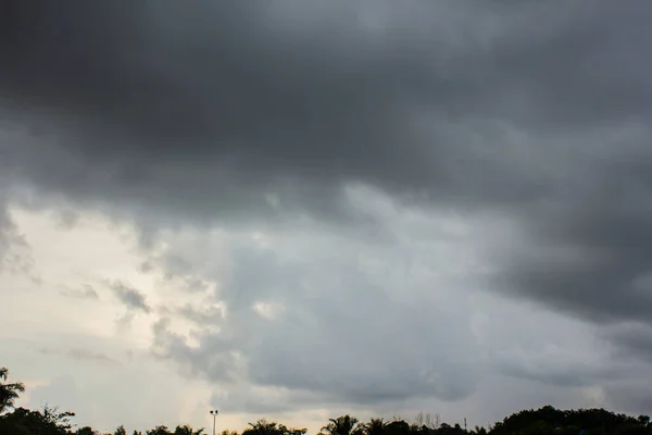 Cielo Oscuro Nube Negra Dramática Antes Lluvia —  Fotos de Stock