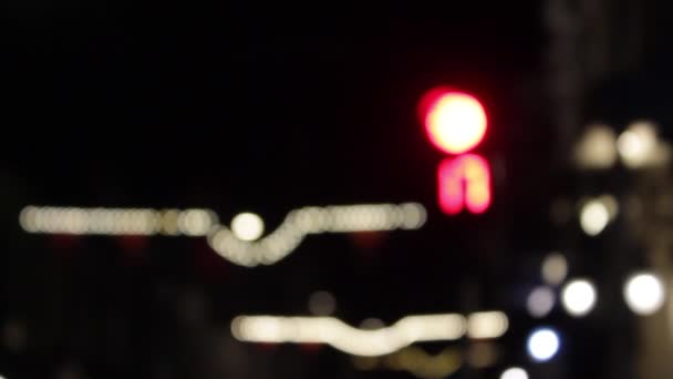 Вне Сфокусированной Концепции Красный Сигнал Светофора Отсчитывает Зеленого Света Автомобиля — стоковое видео