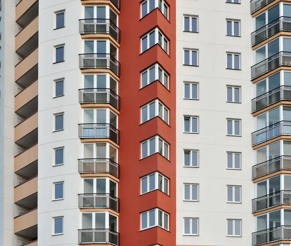Edificio moderno de varios pisos — Foto de Stock