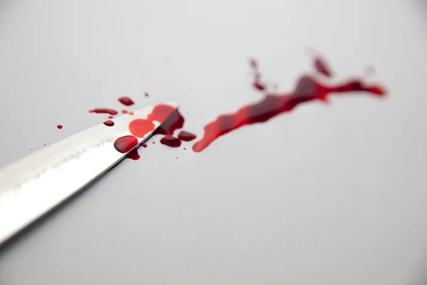 Bloody knife — Stock Photo, Image