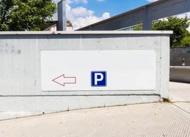 Yer altı otoparkı sinyalinin