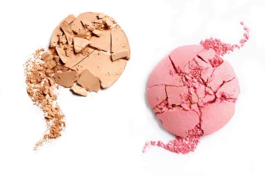 Beyaz üzerine ezilmiş göz farı