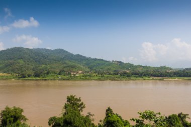 Tayland ve laos Mekong Nehri sınır