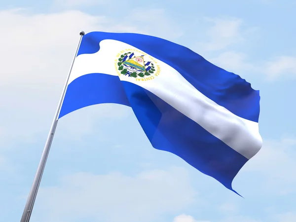 Bandera de El Salvador ondeando sobre cielo despejado . —  Fotos de Stock